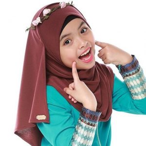 Nur Qistina Raisah Bertudung