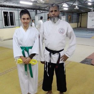 Sangeeta Krishnasamy Berlatih Karate