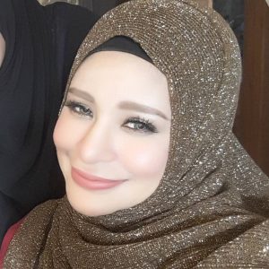 Wajah Zila Bakarin Berhijab