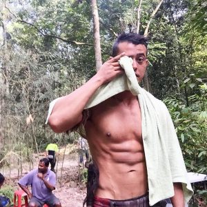 Zul Ariffin Badan Sado Tak Pakai Baju