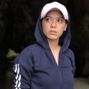 Julia Farhana Marin Pelakon Berasal Dari Sabah