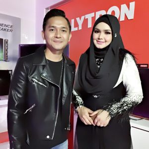 Pelakon Alif Hadi Dan Datuk Siti Nurhaliza