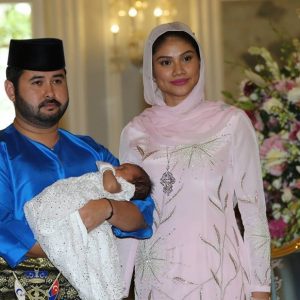 TMJ Dan Che Puan Khaleeda Bustamam