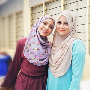 Anna Raffali Dan Hana Ismail