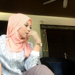 Ayu Cantik Azar Azmi