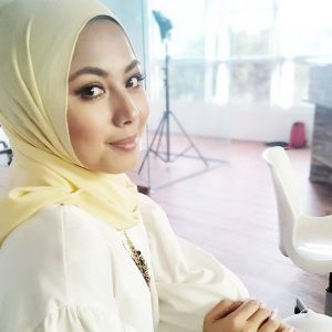 Cantik Azar Azmi Berhijab