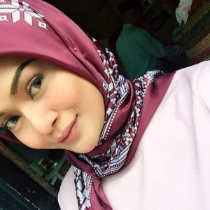 Comelnya Nada Syuhada Bertudung