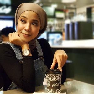 Hana Ismail Dan Kopi MacD