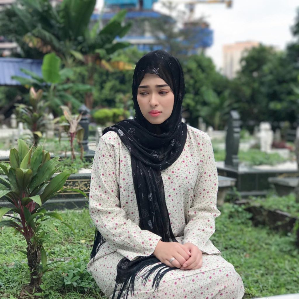 Biodata Chacha Maembong, Adik Kepada Emma Maembong - Azhan.co