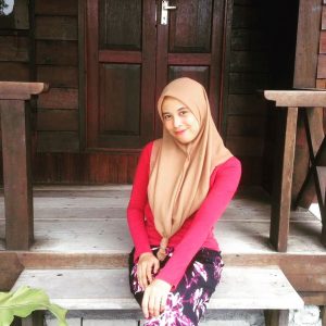 Aksi Gadis Melayu Fatin Husna