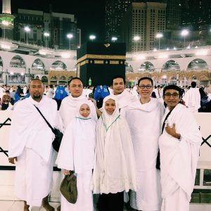 Foto Kayda Aziz Dan Family Menunaikan Umrah