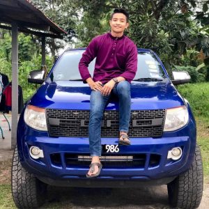 Foto Afieq Shazwan Bergaya Dengan Kereta FWD