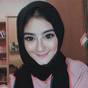 Foto Ghea Youbi Pakai Hijab