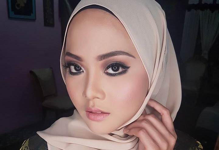 Muna Shahirah Makeup Cantik Berhijab