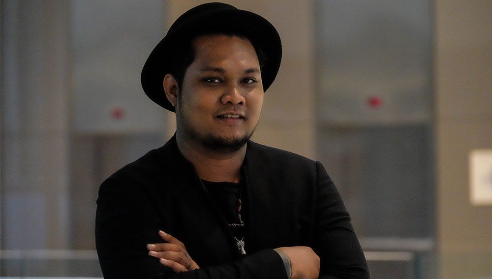 Gambar Penyanyi Virgoun Teguh Putra