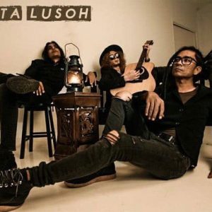 Aweera Dengan Band Pelita Lusoh