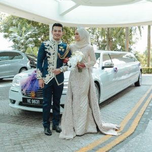 Gambar Kahwin Syafiqah Aina Naik Limosin