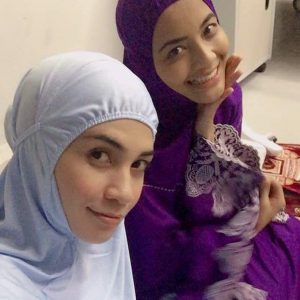 Gambar Shuhanty Hanafiah Dan Izreen Azminda