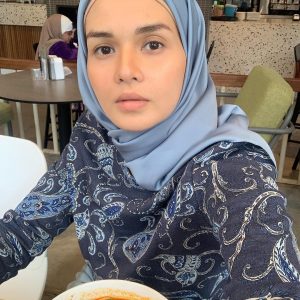 Husna Mustaffa Tanpa Solekan