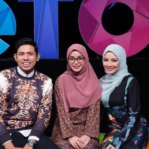 Bunga Isme Bersama Neelofa Dan Nabil Dalam Meletop