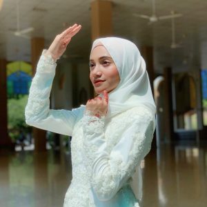 Foto Fara Nadiah Bertudung