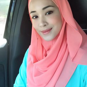 Syamim Farid Bertudung