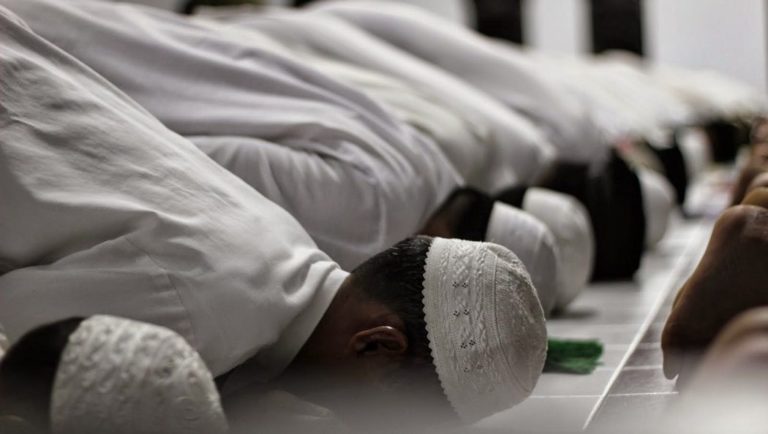 Niat Solat Jumaat Yang Betul | Azhan.co