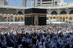 Mekah Pasca Penghentian Sementara Ibadah Umrah AFP 1